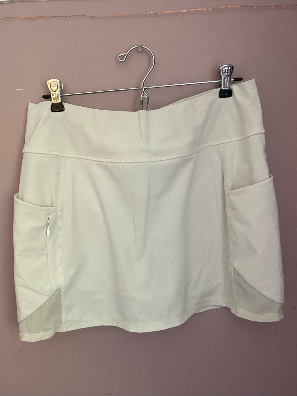 Athleta White Athletic Skort with Side Pockets